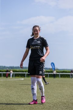 Bild 132 - B-Juniorinnen Pokalfinale SV Henstedt Ulzburg - SG Holstein Sued : 2:0